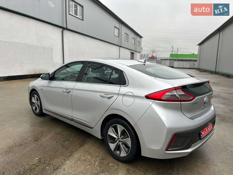 Хэтчбек Hyundai Ioniq 2017 в Виннице фото 3 Хэтчбек Hyundai Ioniq 2017 в Виннице