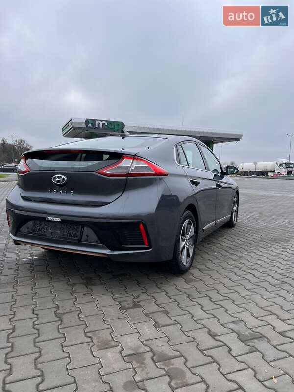 Хэтчбек Hyundai Ioniq 2018 в Луцке