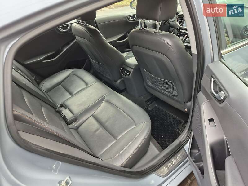 Хэтчбек Hyundai Ioniq 2017 в Виннице