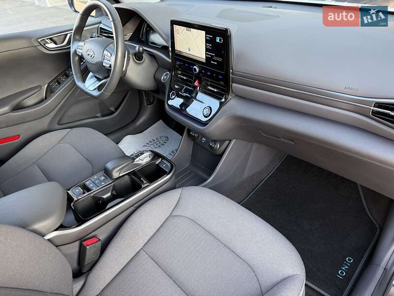 Лифтбек Hyundai Ioniq 2020 в Виннице