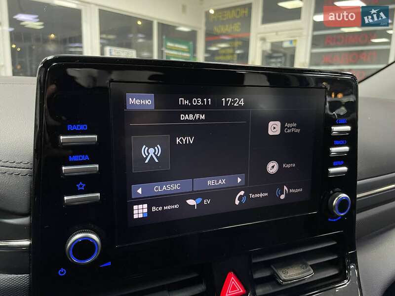 Лифтбек Hyundai Ioniq 2021 в Киеве фото 30 Лифтбек Hyundai Ioniq 2021 в Киеве