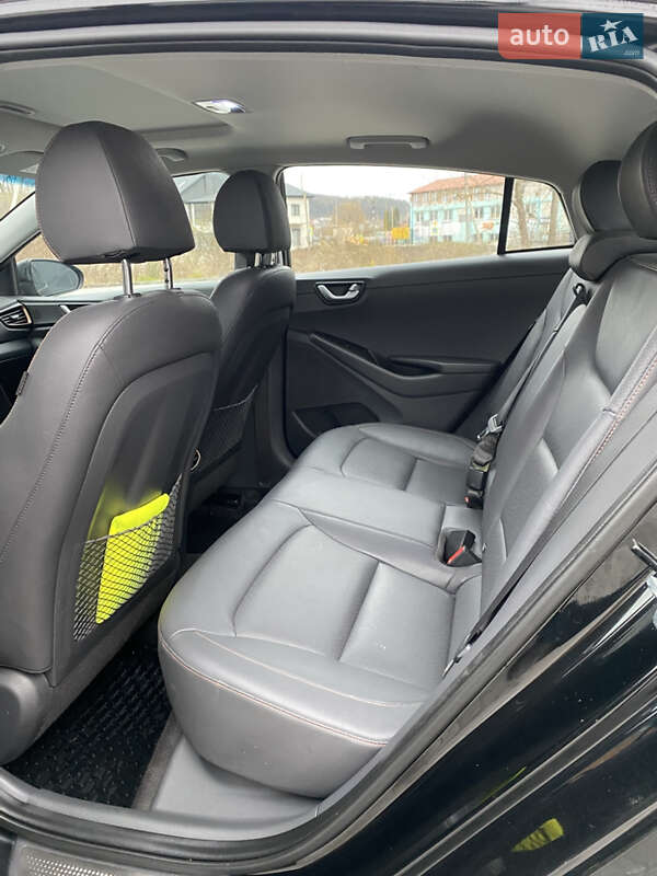 Хетчбек Hyundai Ioniq 2017 в Бережанах фото 24 Хетчбек Hyundai Ioniq 2017 в Бережанах