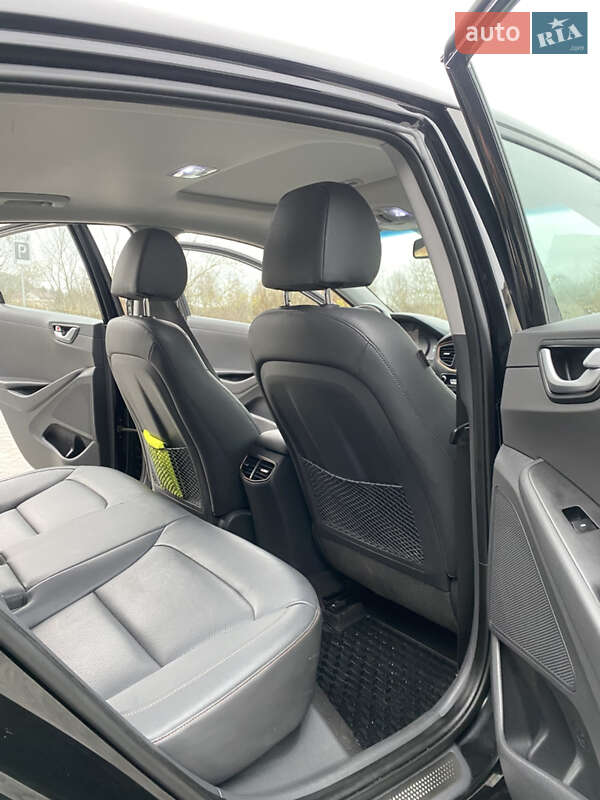 Хетчбек Hyundai Ioniq 2017 в Бережанах фото 25 Хетчбек Hyundai Ioniq 2017 в Бережанах