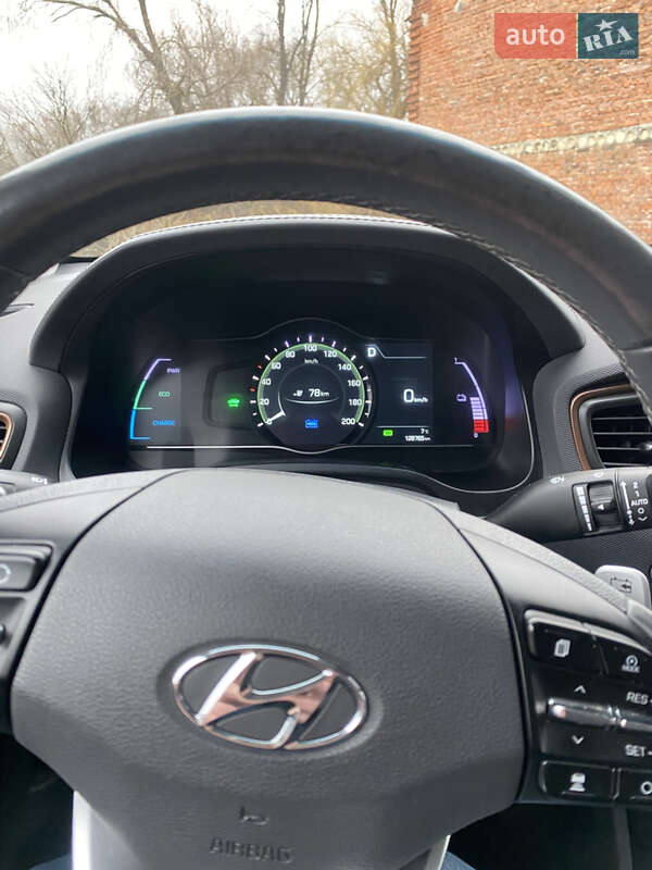 Хетчбек Hyundai Ioniq 2017 в Бережанах фото 36 Хетчбек Hyundai Ioniq 2017 в Бережанах
