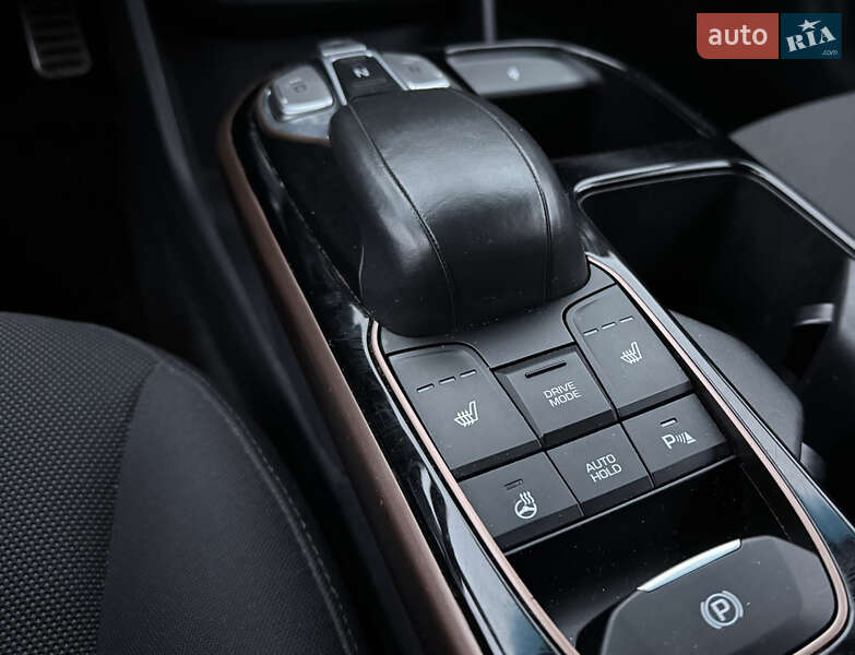 Хетчбек Hyundai Ioniq 2017 в Тернополі фото 12 Хетчбек Hyundai Ioniq 2017 в Тернополі