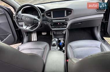 Хэтчбек Hyundai Ioniq 2019 в Маневичах