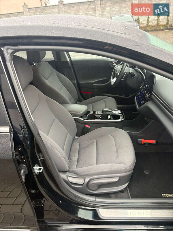 Лифтбек Hyundai Ioniq 2020 в Ровно фото 27 Лифтбек Hyundai Ioniq 2020 в Ровно