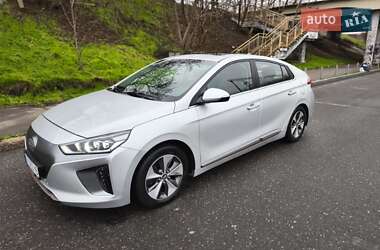 Хэтчбек Hyundai Ioniq 2017 в Одессе