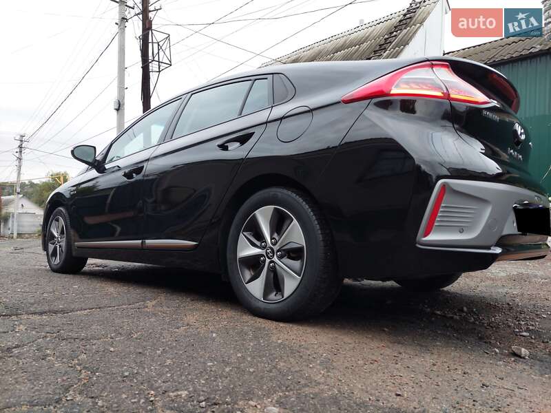 Лифтбек Hyundai Ioniq 2019 в Первомайске фото 20 Лифтбек Hyundai Ioniq 2019 в Первомайске