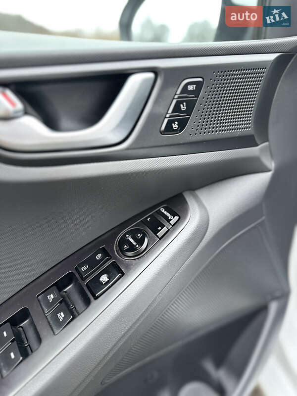 Хетчбек Hyundai Ioniq 2018 в Коломиї