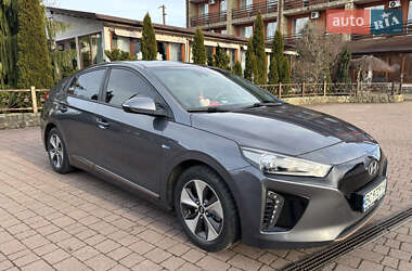 Лифтбек Hyundai Ioniq 2019 в Моршине
