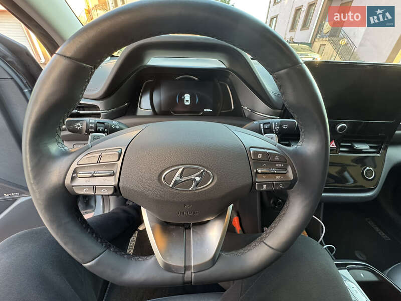 Лифтбек Hyundai Ioniq 2019 в Виннице