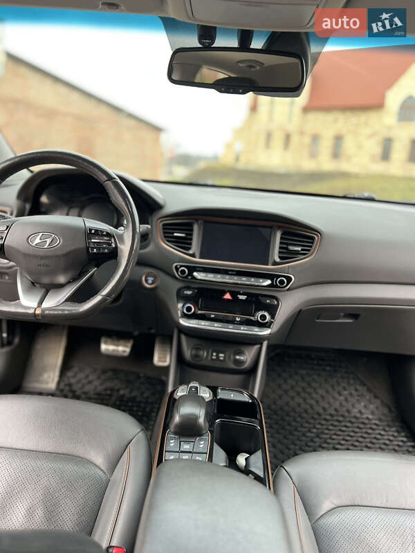 Хетчбек Hyundai Ioniq 2017 в Бережанах