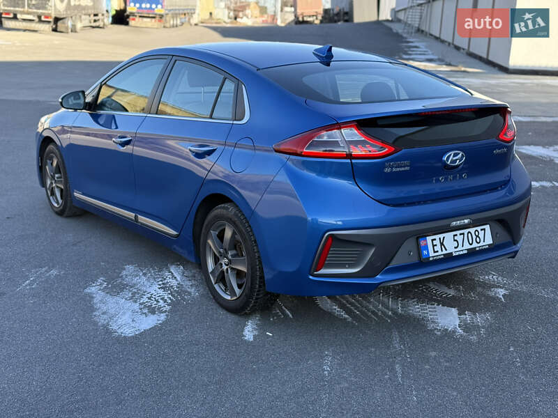 Хетчбек Hyundai Ioniq 2017 в Вінниці