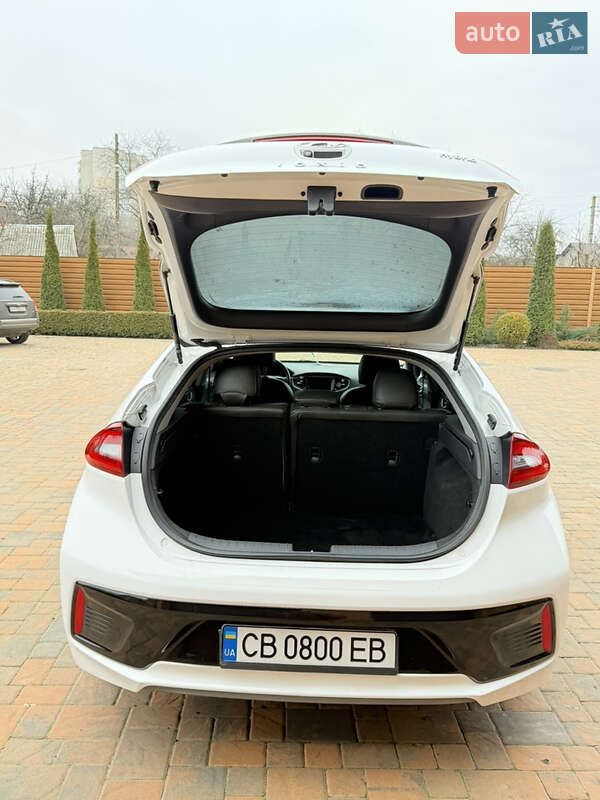 Хэтчбек Hyundai Ioniq 2017 в Чернигове