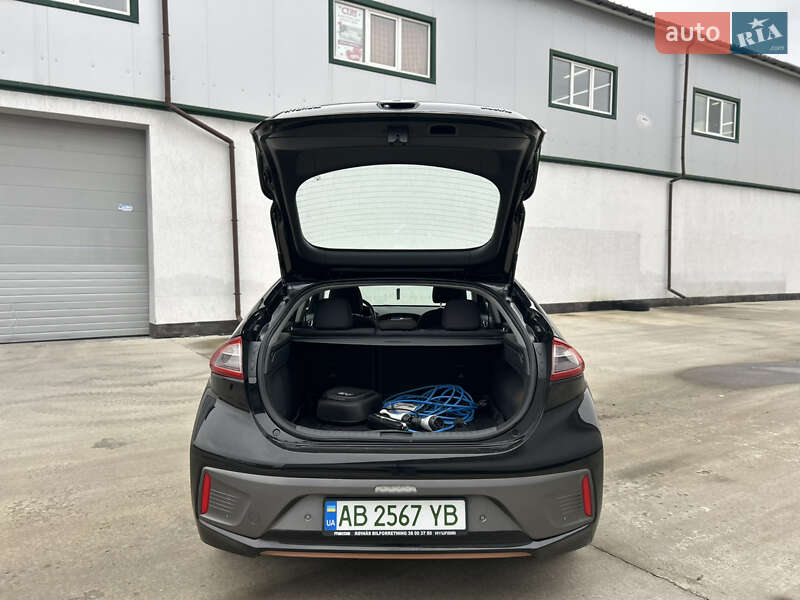 Хетчбек Hyundai Ioniq 2016 в Вінниці