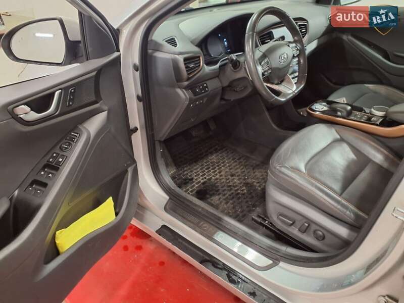 Хэтчбек Hyundai Ioniq 2017 в Виннице