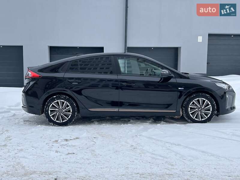 Хетчбек Hyundai Ioniq 2017 в Тернополі