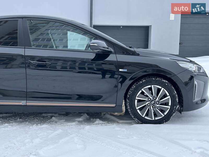Хетчбек Hyundai Ioniq 2017 в Тернополі