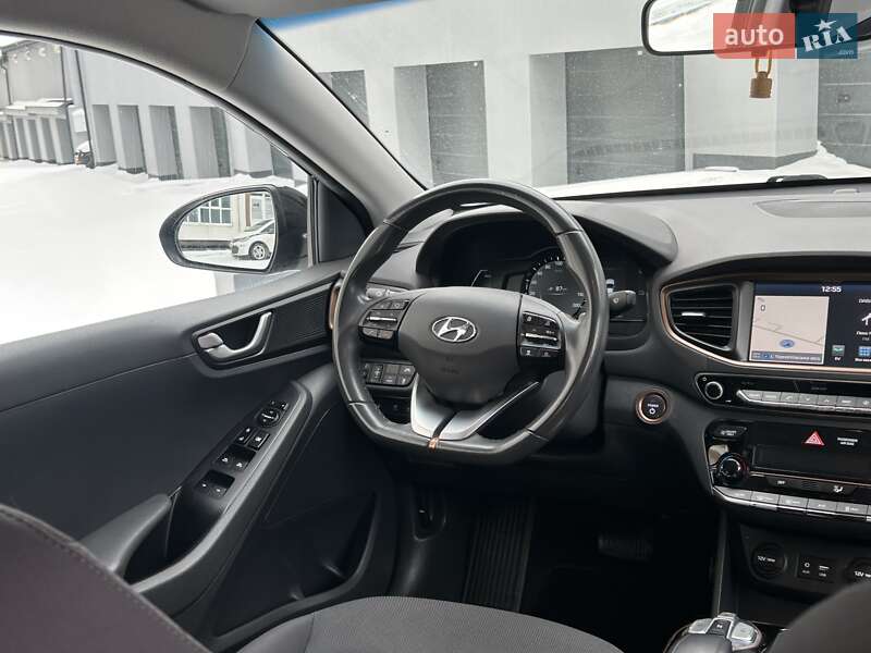 Хетчбек Hyundai Ioniq 2017 в Тернополі