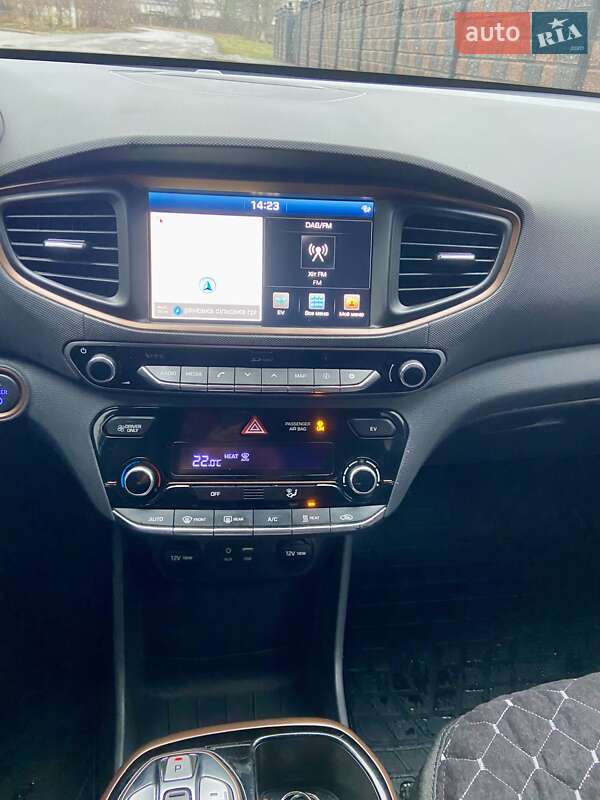 Хэтчбек Hyundai Ioniq 2018 в Ровно фото 14 Хэтчбек Hyundai Ioniq 2018 в Ровно