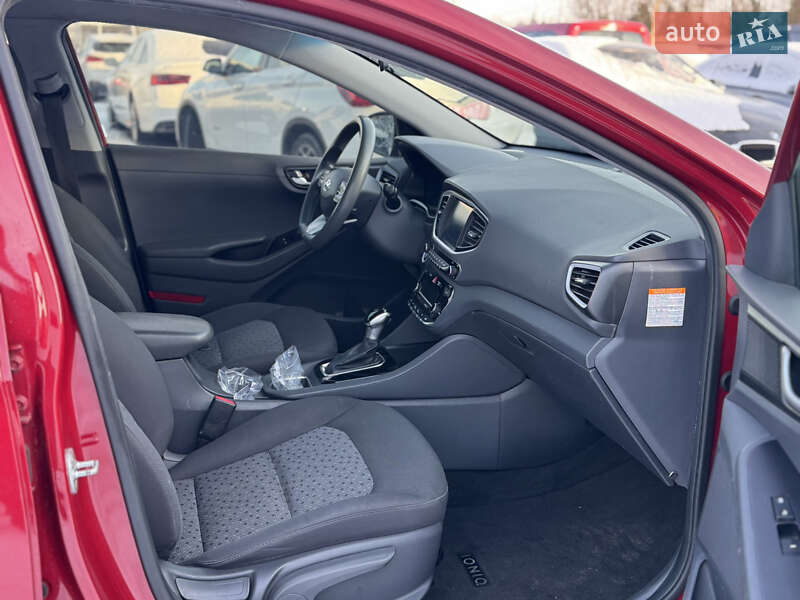 Хэтчбек Hyundai Ioniq 2019 в Львове