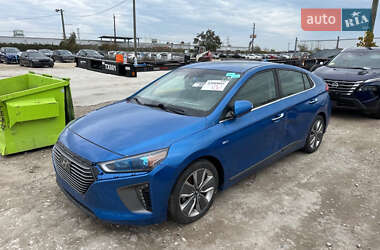 Хэтчбек Hyundai Ioniq 2016 в Шептицькому