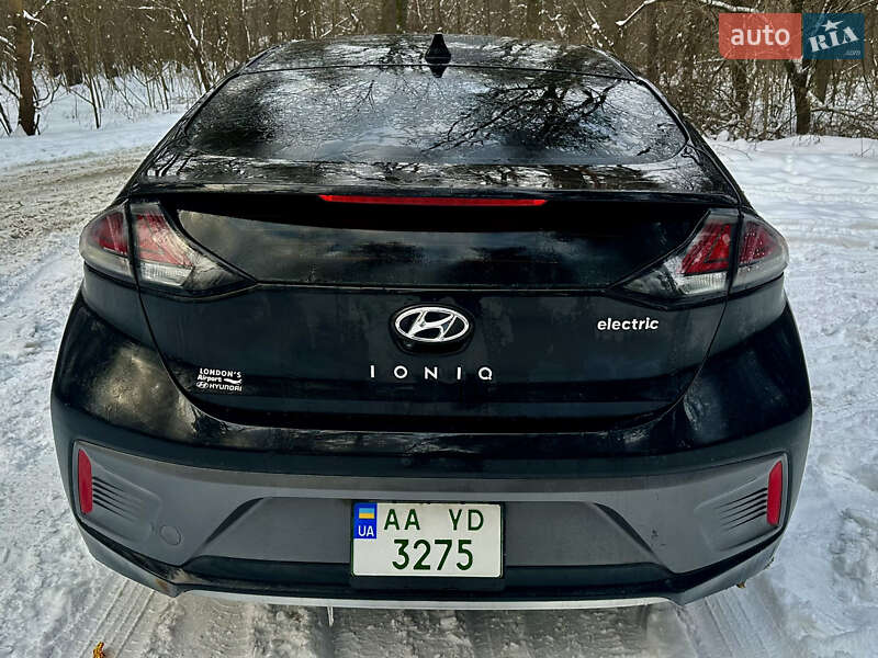 Лифтбек Hyundai Ioniq 2020 в Киеве