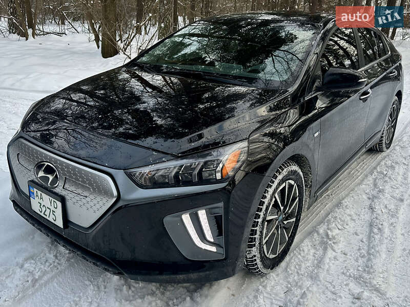 Лифтбек Hyundai Ioniq 2020 в Киеве