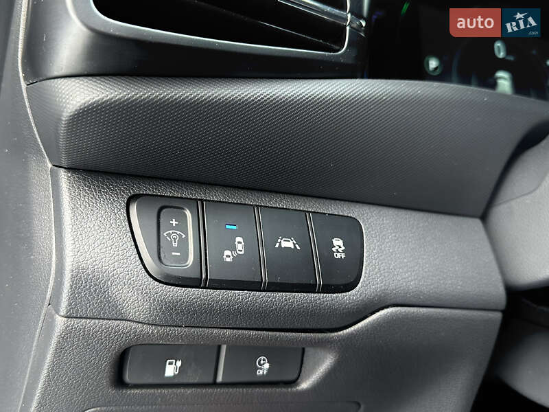 Лифтбек Hyundai Ioniq 2020 в Киеве