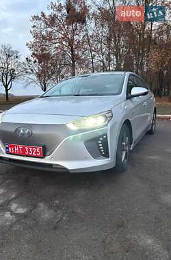 Хэтчбек Hyundai Ioniq 2017 в Луцке