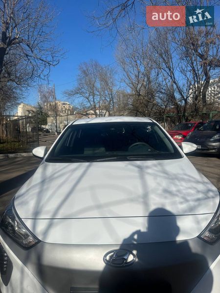 Хэтчбек Hyundai Ioniq 2017 в Одессе
