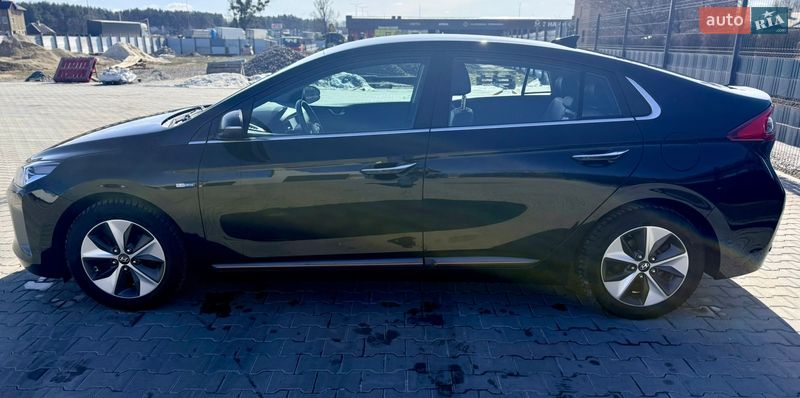 Хэтчбек Hyundai Ioniq 2017 в Бродах