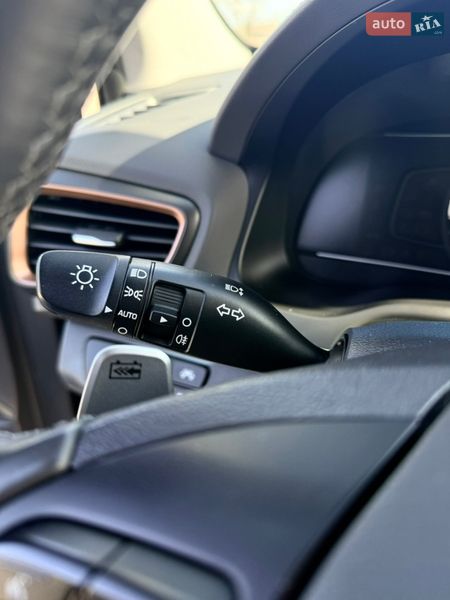 Хэтчбек Hyundai Ioniq 2017 в Бродах