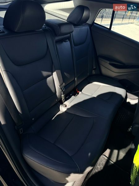 Хэтчбек Hyundai Ioniq 2017 в Бродах