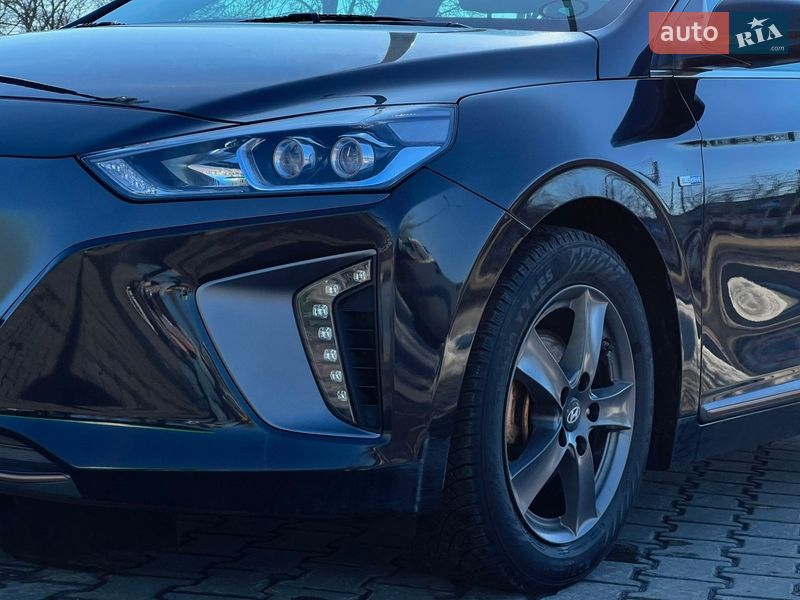 Хэтчбек Hyundai Ioniq 2017 в Кременчуге