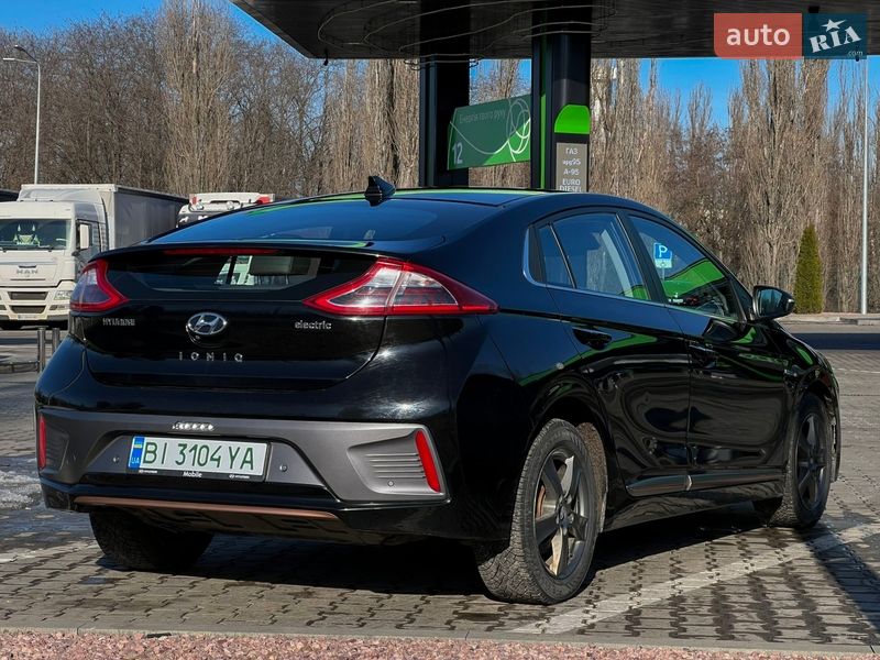 Хэтчбек Hyundai Ioniq 2017 в Кременчуге