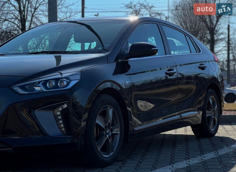 Хэтчбек Hyundai Ioniq 2017 в Кременчуге
