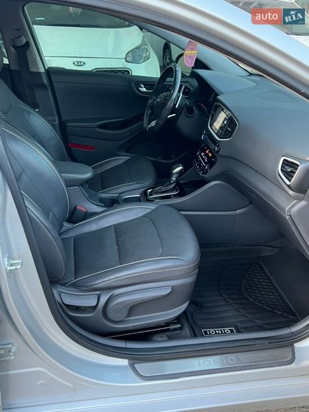 Хэтчбек Hyundai Ioniq 2018 в Одессе