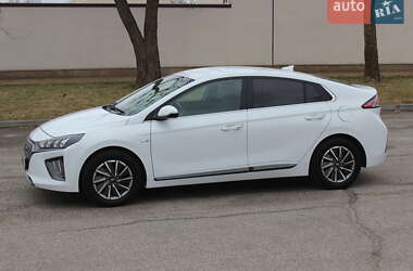 Ліфтбек Hyundai Ioniq 2020 в Дніпрі
