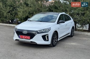 Хетчбек Hyundai Ioniq 2017 в Кам'янець-Подільському