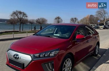 Лифтбек Hyundai Ioniq 2021 в Тернополе