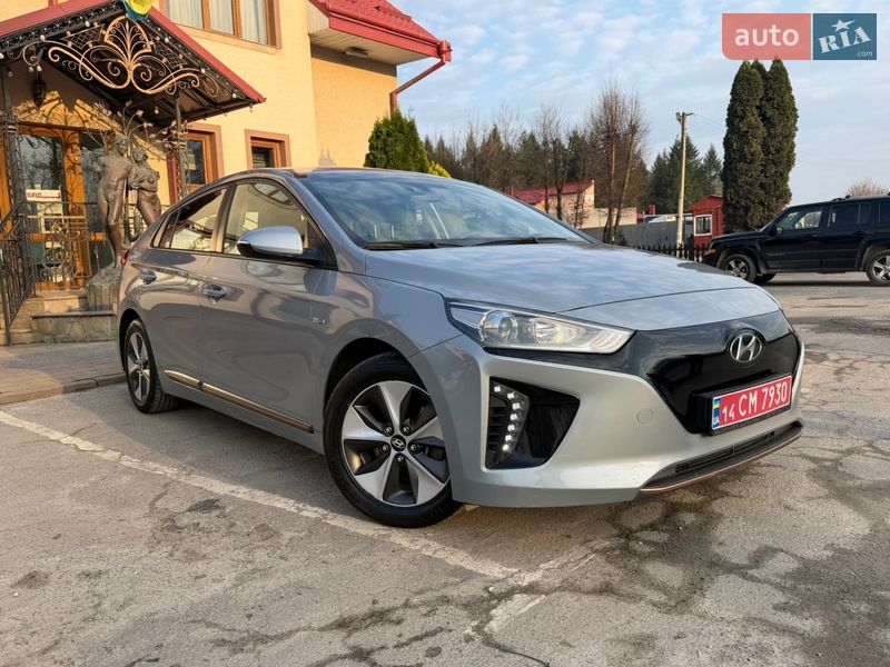 Хэтчбек Hyundai Ioniq 2018 в Тернополе