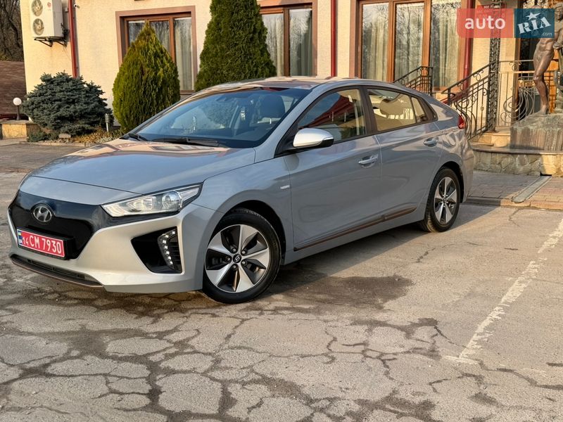 Хэтчбек Hyundai Ioniq 2018 в Тернополе