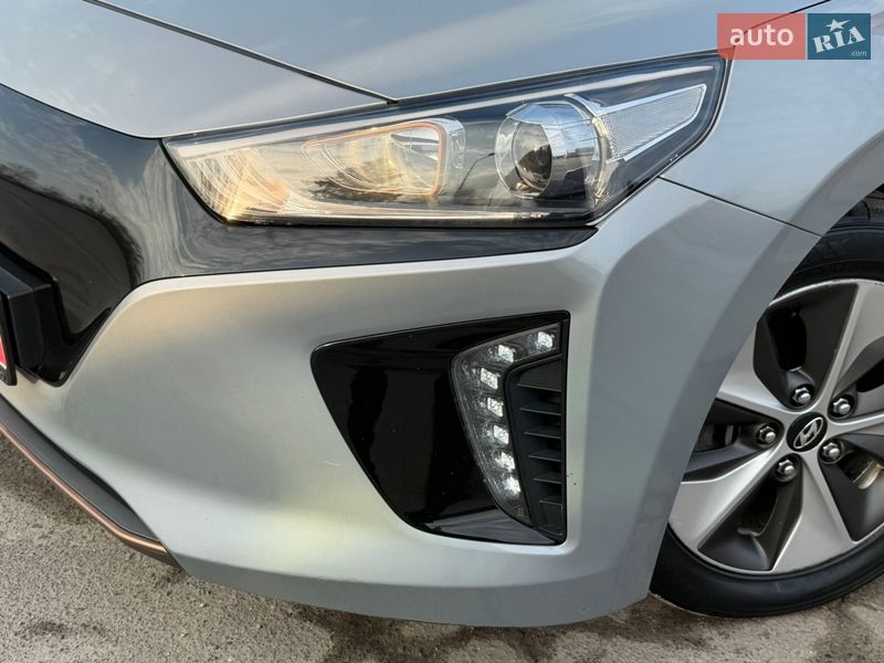 Хэтчбек Hyundai Ioniq 2018 в Тернополе
