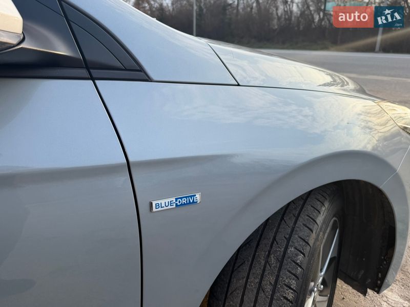 Хэтчбек Hyundai Ioniq 2018 в Тернополе