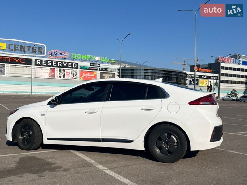 Лифтбек Hyundai Ioniq 2019 в Одессе