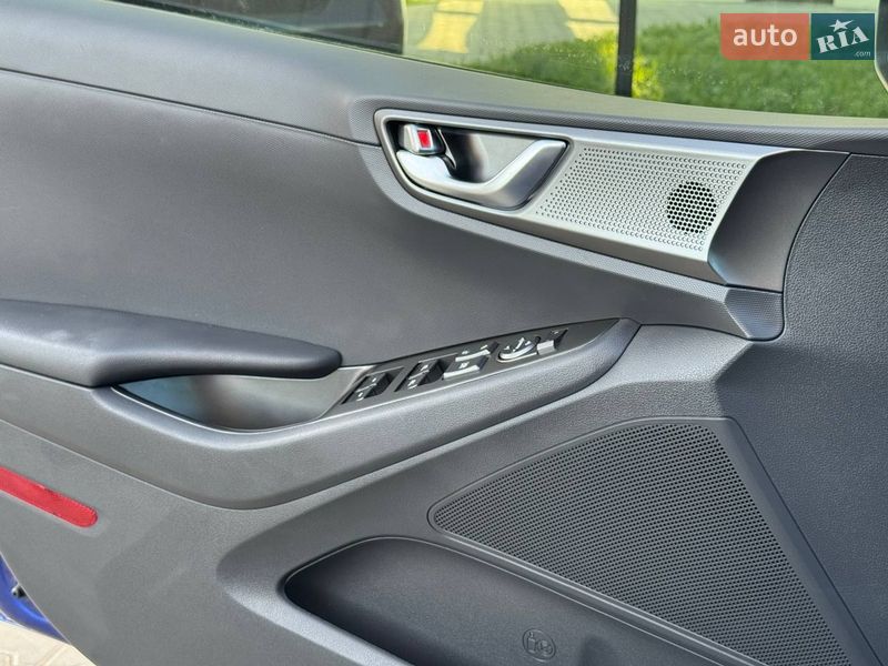Лифтбек Hyundai Ioniq 2021 в Одессе фото 29 Лифтбек Hyundai Ioniq 2021 в Одессе