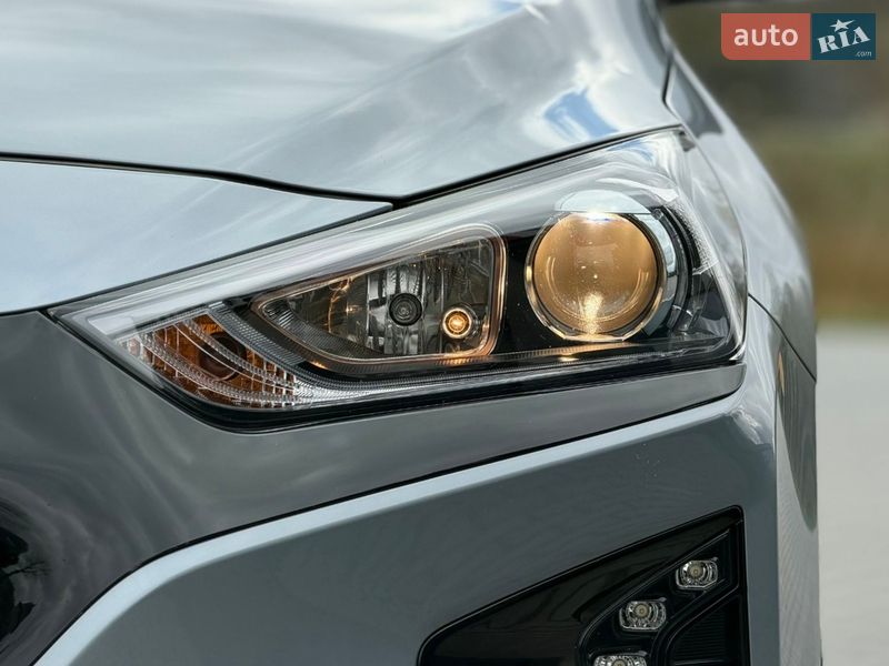 Хэтчбек Hyundai Ioniq 2018 в Тернополе