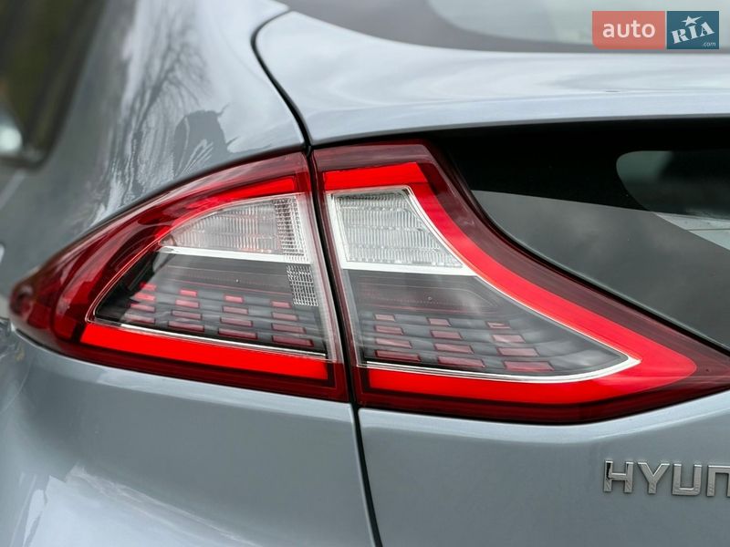 Хэтчбек Hyundai Ioniq 2018 в Тернополе